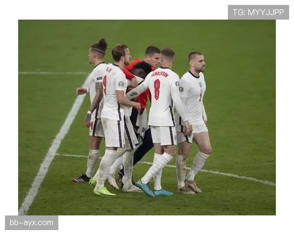 英格兰媒体聚焦萨卡:新星能否在国家队迎来突破性表现? 英格兰媒体聚焦萨卡:新星能否在国家队迎来突破性表现?